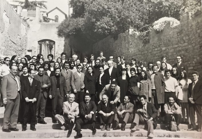 Dia de Sant Jordi, patró de la Escola, al Monestir de Pedralbes, amb els professors i els alumnes de Preparatori.